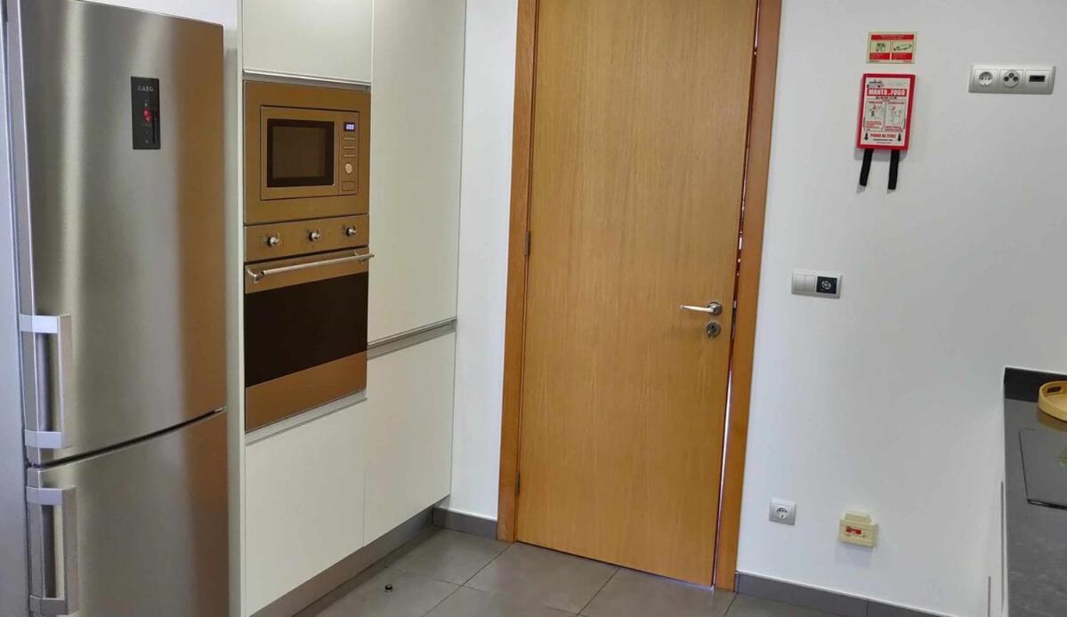 Condominio Zen Pearl-Luxury Com Piscina Фуншал Екстериор снимка