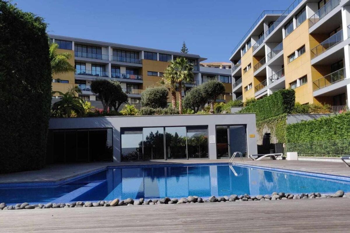Condominio Zen Pearl-Luxury Com Piscina Фуншал Екстериор снимка